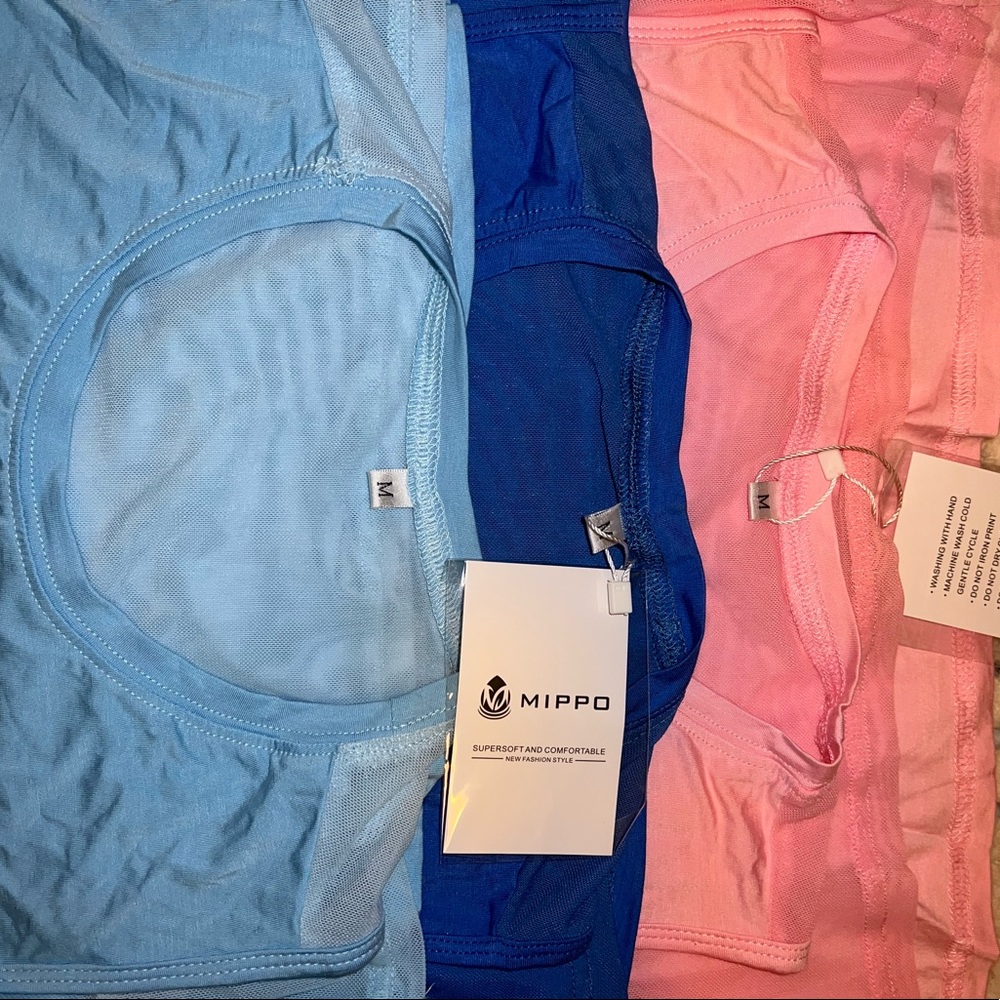 Pack of 3 Mippo workout crop tops.
